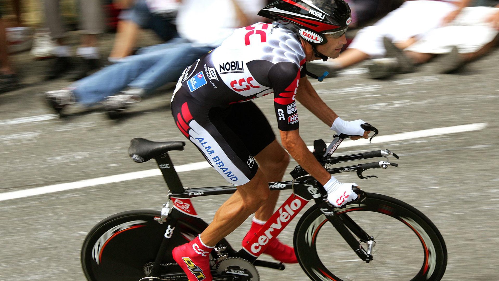 瑞士马术协会授予皮乌斯·施维泽“年度最佳障碍赛骑手”称号。